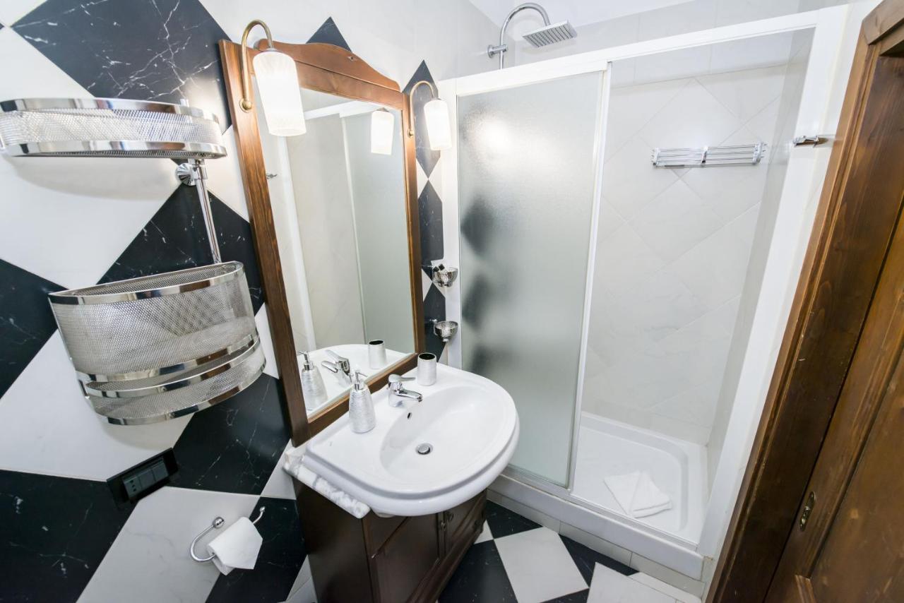 Vicolo Dell'Aquila - Residenze Romanae Ngoại thất bức ảnh